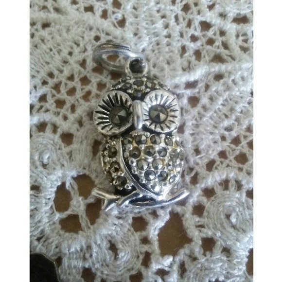 Vintage Jewelry - Vintage 925 SS owl pendant